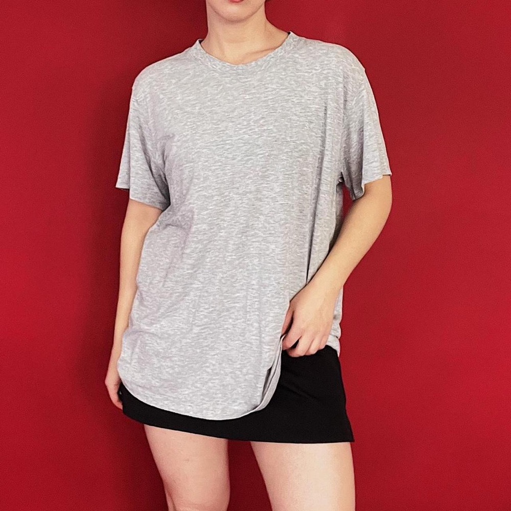 Lululemon | Grey Tee